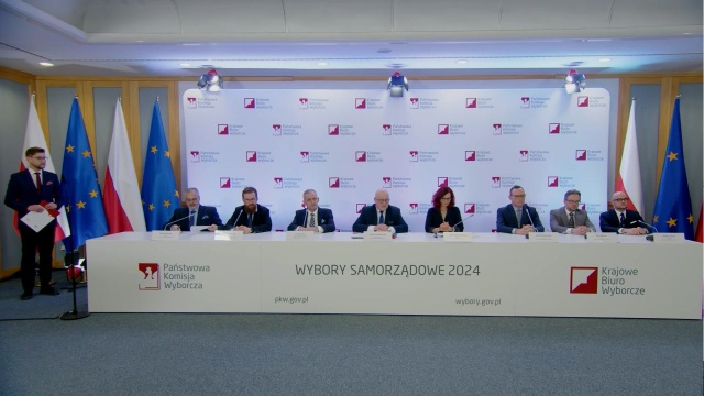 Państwowa Komisja Wyborcza wylosowała numery list największych komitetów startujących w wyborach samorządowych.