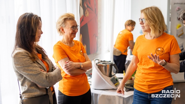 To inicjatywa grupy nastolatków ze Szczecina. Zorganizowali charytatywne warsztaty kulinarne. Wszystko po to, żeby wesprzeć chore dzieci ze szpitala przy Unii Lubelskiej w Szczecinie.