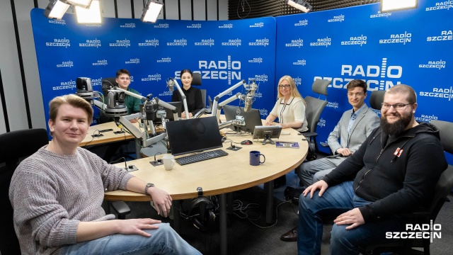 O znaczeniu reprezentacji młodych w dzisiejszej polityce rozmawiali dziś goście Kawiarenki Politycznej Radia Szczecin, a zarazem najmłodsi kandydaci do rady miasta, w nadchodzących wyborach samorządowych.