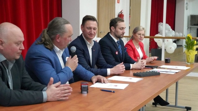 Będzie nowy sprzęt i akcje profilaktyczne - jednostka Ratownictwa Wodnego z Choszczna szykuje się do sezonu wakacyjnego. Pomoże dofinansowanie przyznane przez Urząd Marszałkowski Województwa Zachodniopomorskiego. To 10 tysięcy złotych.