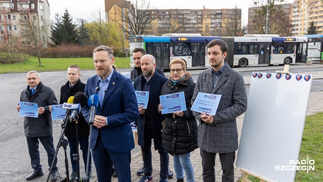Siedem razy TAK dla sprawnej i taniej komunikacji - zapowiada Zbigniew Bogucki, kandydat PiS na prezydenta Szczecina.