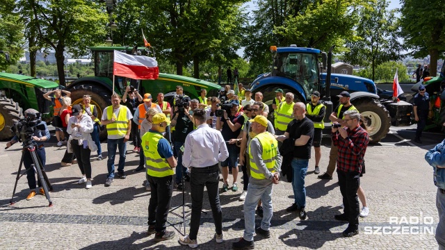 Kolejna akcja protestujących rolników w regionie - ponownie zdecydowali się na wjazd do Szczecina.