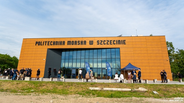 Kosztujące ponad 29 milionów Centrum Eksploatacji Obiektów Pływających w Szczecinie ma być sercem nowego kampusu, który będzie mieścił się przy ulicy Dębogórskiej.