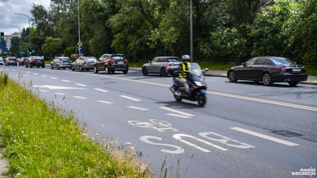 W Szczecinie pojawią się kolejne buspasy, także dla motocyklistów - zapowiada Przemysław Jarzynowski ze stowarzyszenia Black Sprocket.