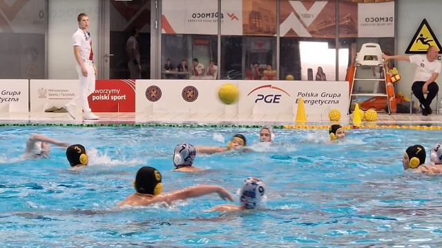 Młodzi waterpoliści ze Szczecina rozpoczęli Mistrzostwa Polski