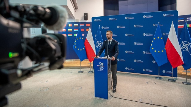 Potrzebne są zmiany zasad używania broni przez żołnierzy Wojska Polskiego służących na granicy - podkreśla wicepremier, minister obrony narodowej Władysław Kosiniak-Kamysz.