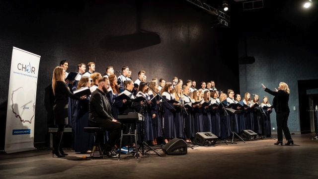 Ponad stu śpiewaków na dwóch scenach - w Międzyzdrojach rozpoczęły się zmagania konkursowe 59. Międzynarodowego Festiwalu Pieśni Chóralnej im. prof. Jana Szyrockiego.