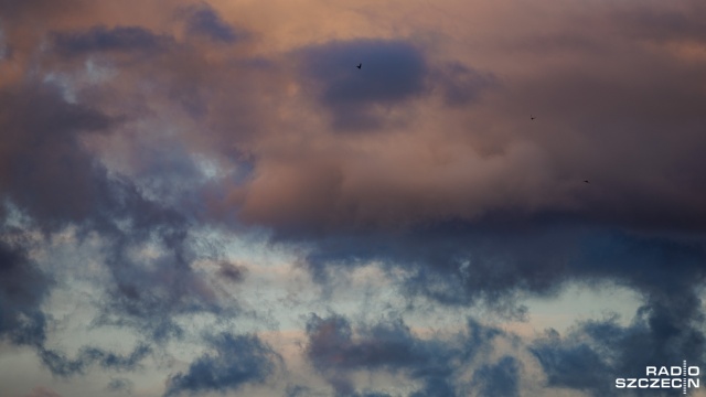 Nadciągają burze - Instytut Meteorologii i Gospodarki Wodnej wydał alerty pogodowe.