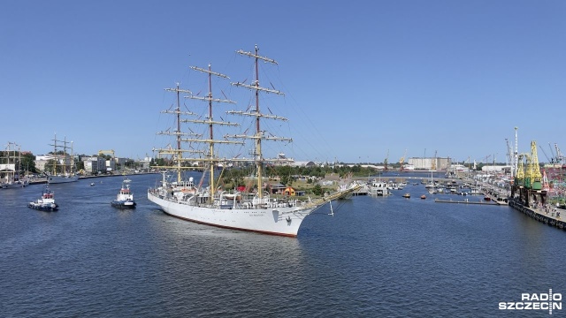 Wyścig zakończony. Pierwsze jednostki wpłynęły do Szczecina na finał regat The Tall Ships Races. Oficjalne rozpoczęcie w piątek.