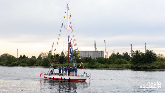 Bajdewind, bakista, achtersztag - język żeglarzy nie należy do najłatwiejszych. Zapytaliśmy więc wilki morskie przybyłe na finał regat The Tall Ships Races, jakie określenia stosowane są na pokładach ich jednostek.