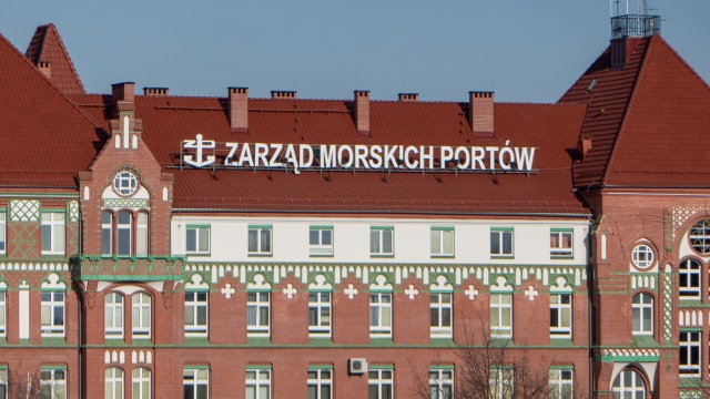 Zarzuty niegospodarności dla osób pełniących kierownicze funkcje w Zarządzie Morskich Portów Szczecin i Świnoujście. Chodzi o okres od 2016 do początku 2024 roku.
