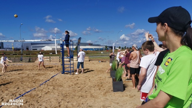 Park Przemysłowy Nowoczesnych Technologii w Stargardzie stał się miejscem rozgrywek siatkówki plażowej. Była to pierwsza edycja dla mieszkańców i przedsiębiorców.