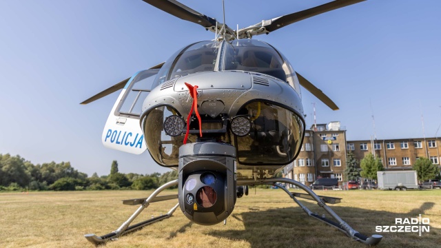 Jest nowy i nie ma jeszcze nazwy. Zachodniopomorska policja zaprezentowała swój śmigłowiec Bell 407 GXI.