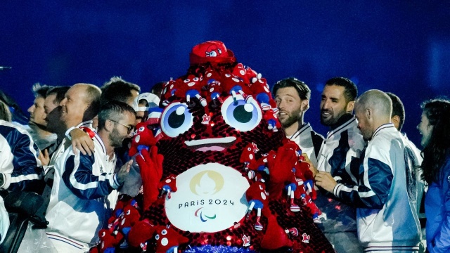 Zakończyły się letnie igrzyska paralimpijskie w Paryżu. Ceremonia zamknięcia odbyła się na paryskim stadionie narodowym Stade de France. Zorganizowano tam wielki koncert z udziałem francuskich gwiazd muzyki elektronicznej.