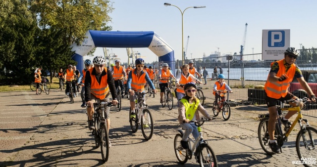 Rowerowa masa krytyczna, miejskie targi sportowe i Aktywna sobota Radia Szczecin - m.in. takie atrakcje czekają w sobotę na odwiedzających Świnoujście.