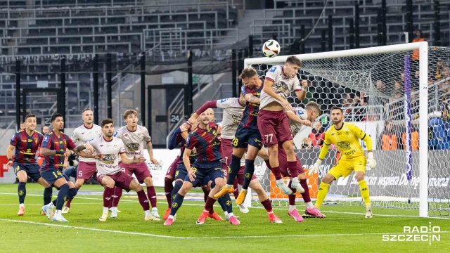 Ostatnia akcja i ostatni strzał zadecydował o wygranej piłkarzy Pogoni w rozgrywkach o mistrzostwo Polski. Szczecinianie pokonali Piasta Gliwice 1:0 w 11. kolejce ekstraklasy.