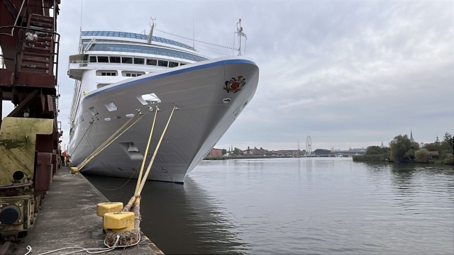 Do szczecińskiego portu zawinął pełnomorski wycieczkowiec MV Sirena, pływający pod banderą Wysp Marshalla.