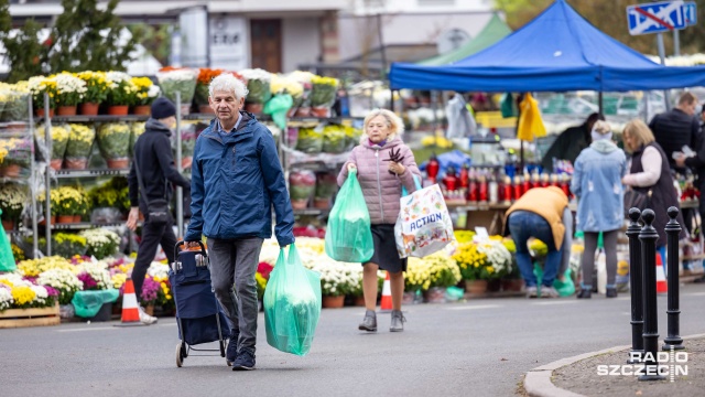 Pierwsi odwiedzający pojawili się już na największej szczecińskiej nekropolii, czyli na Cmentarzu Centralnym.