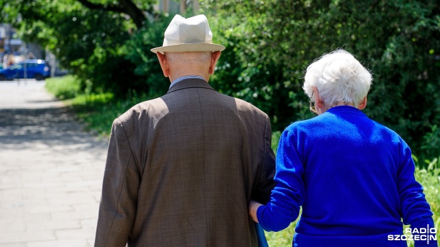 Miłość, która przetrwała próbę czasu. 90 procent związków małżeńskich zawieranych w Polsce w latach 80. trwa powyżej 25 lat - podaje Główny Urzędu Statystyczny.