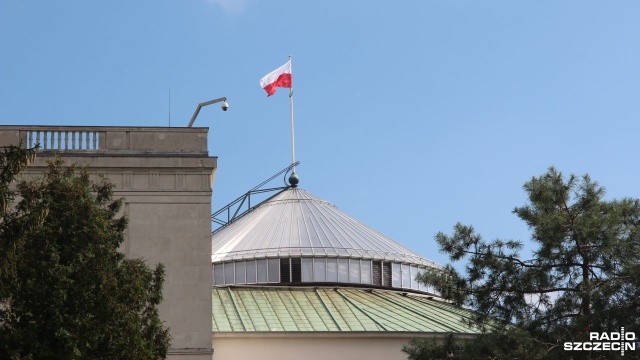 Wciąż nie wiadomo, kiedy sejmowe komisje - polityki społecznej oraz gospodarki - zajmą się projektem Lewicy dotyczącym wolnej Wigilii Bożego Narodzenia.