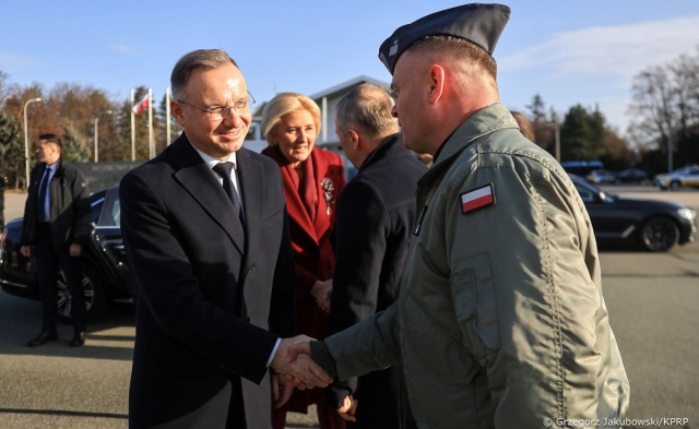 Bezpieczeństwo w regionie, konsekwencje wojny na Ukrainie oraz rozwijanie bilateralnych kontaktów z Armenią.