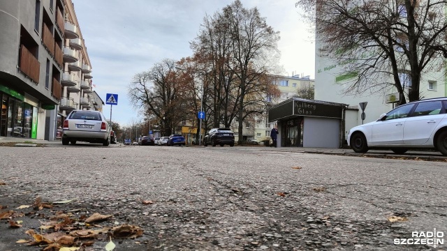 Ponad pół roku potrwają prace remontowe na ul. Wojska Polskiego w Kołobrzegu. Utrudnienia powinny zniknąć przed sezonem letnim.