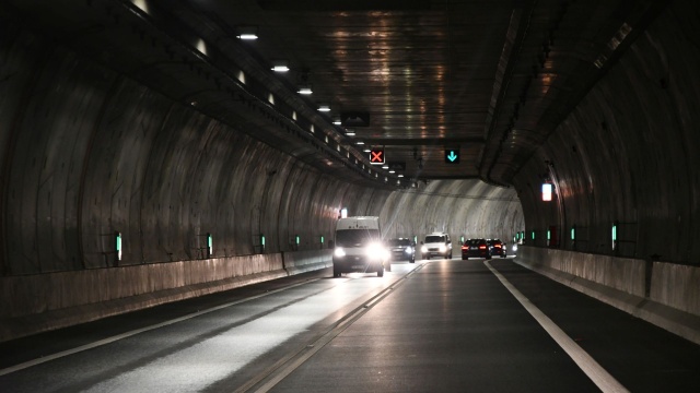 Tunel w Świnoujściu po raz pierwszy od otwarcia ma być wyłączony z ruchu na tak długi czas. Powodem jest roczny przegląd obiektu i jego urządzeń. Przez trzy noce kierowcy muszą liczyć się z utrudnieniami.