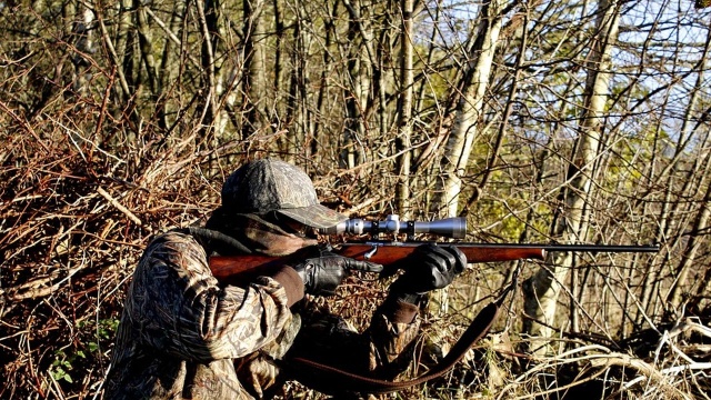 Postrzelił człowieka podczas polowania - teraz 37-letni Francuz odpowie za swój czyn przed sądem.