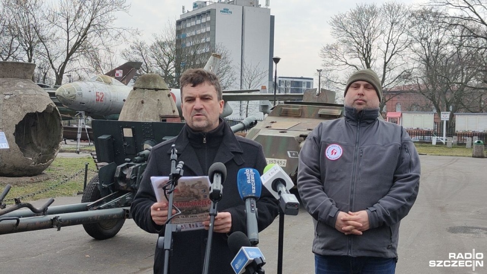 Widowisko rozpocznie się w sobotę 16 marca o godz. 12. Tuż po nim będzie można z bliska zobaczyć także odtworzenie Zaślubin z Morzem, czyli wydarzeń, które rozegrały się dokładnie 18 marca 1945 roku. Fot. Przemysław Polanin [Radio Szczecin]