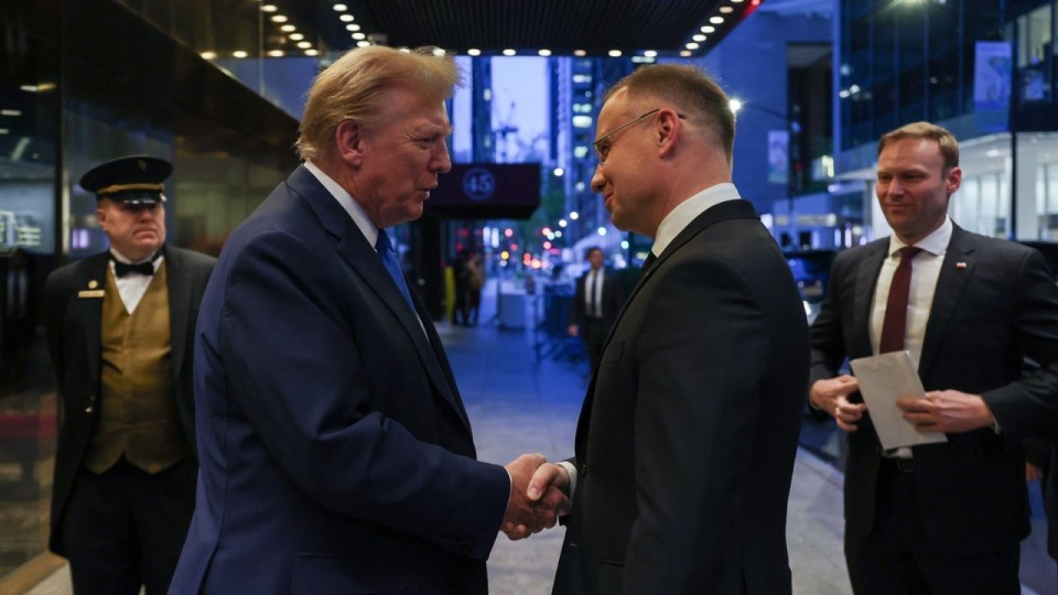 Prawie 2,5 godziny trwało nowojorskie spotkanie prezydenta Andrzeja Dudy z Donaldem Trumpem. źródło: https://twitter.com/prezydentpl/Marek Borawski