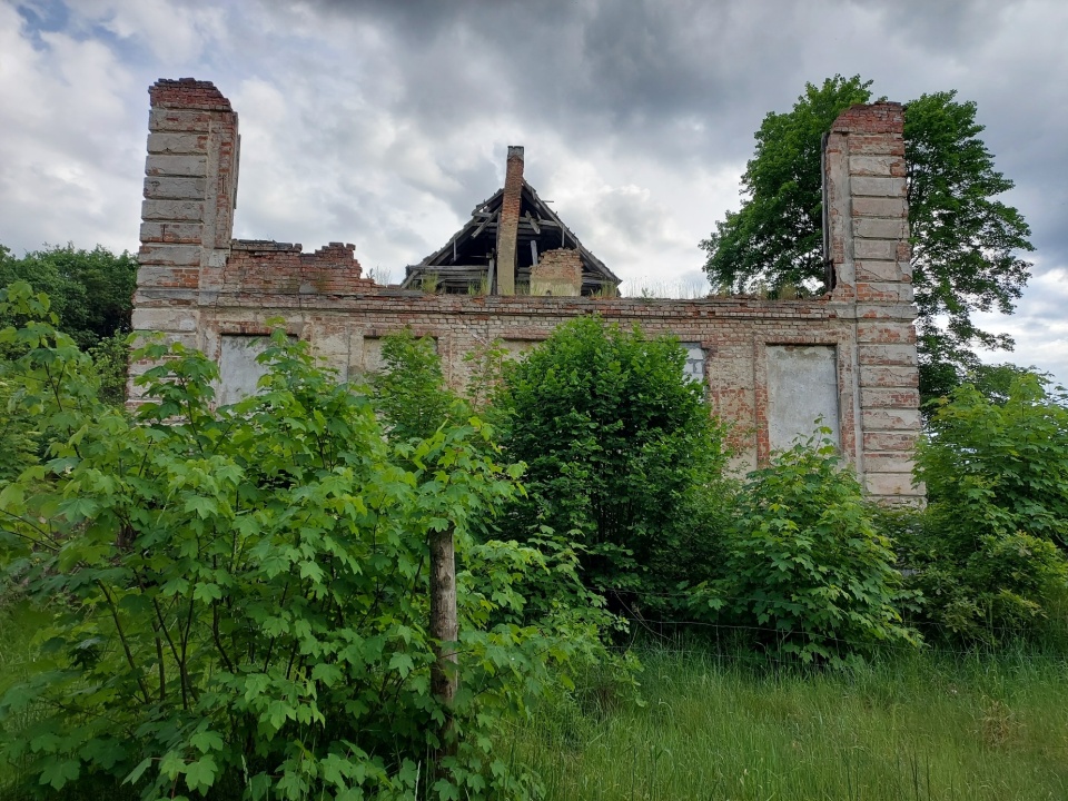 Ruiny pałacu w Łoźnicy. Fot. Joanna Maraszek [Radio Szczecin]