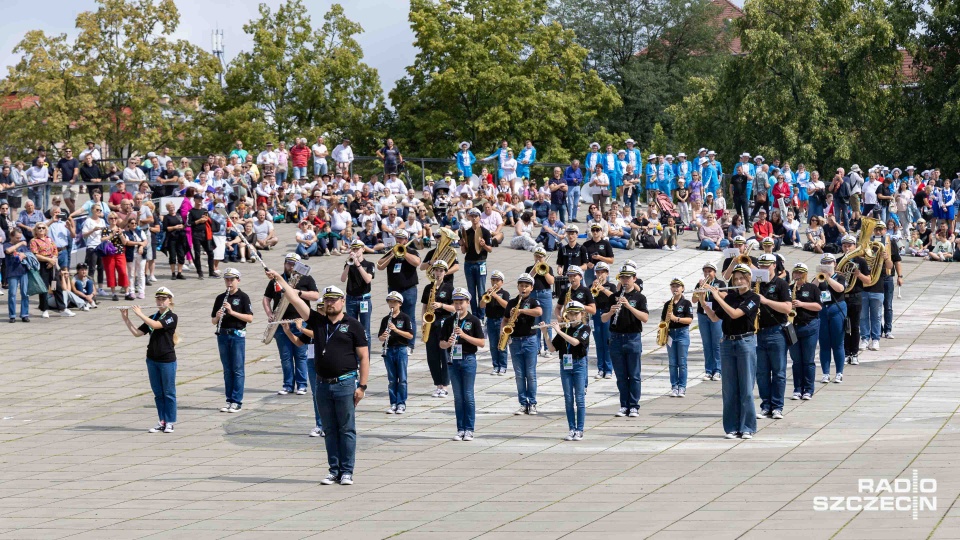 Pokaz musztry paradnej. Fot. Robert Stachnik [Radio Szczecin]