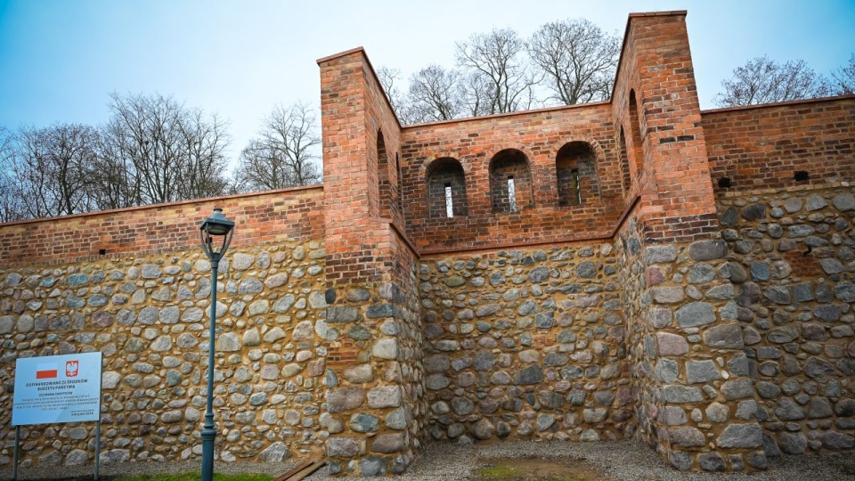 Zabytkowy stargardzki mur po remoncie