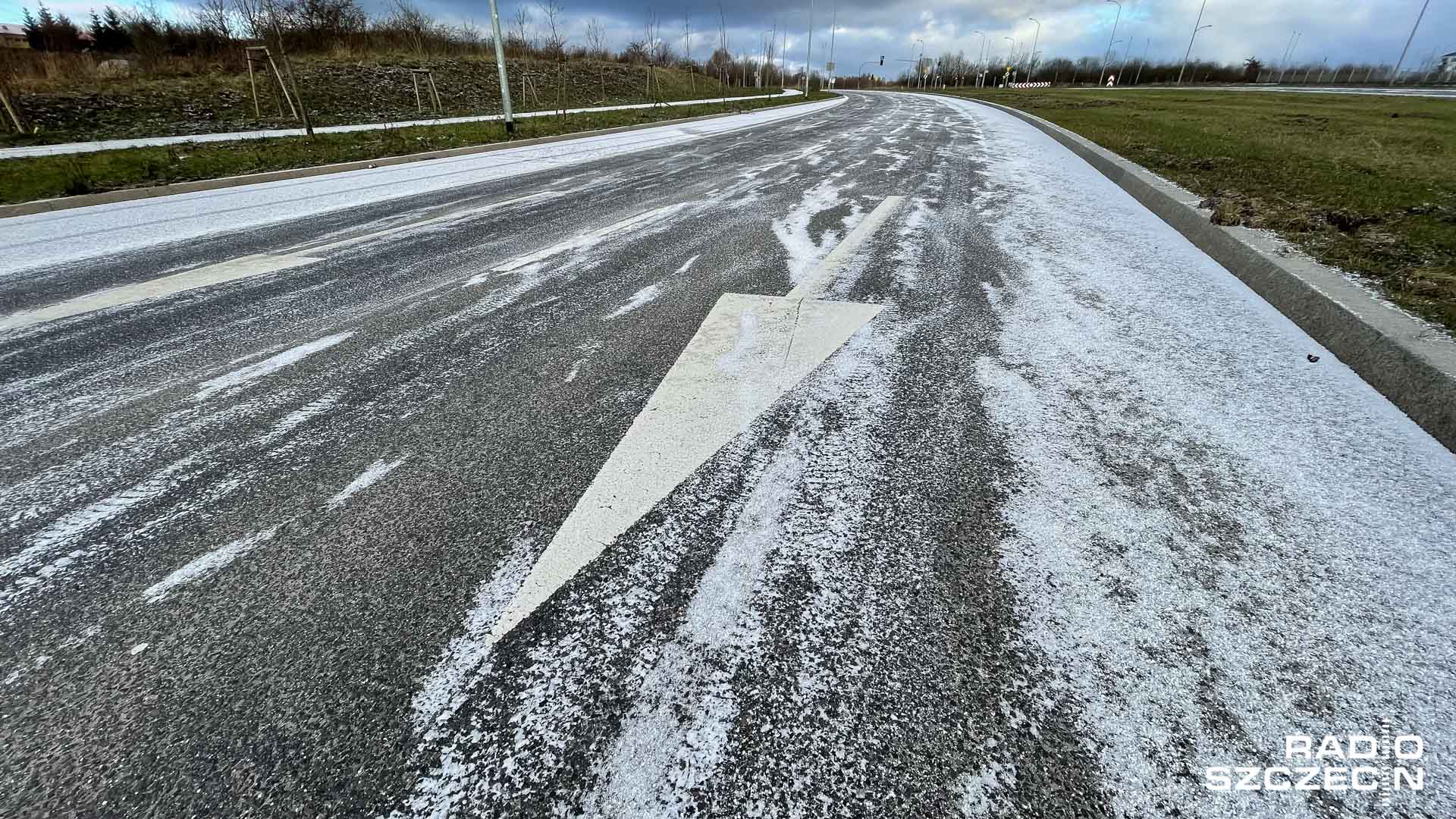 Na wschodzie lekka zima, a od południowego zachodu zacznie przychodzić ocieplenie. Według prognoz Instytutu Meteorologii i Gospodarki Wodnej, niedziela w Polsce upłynie pod znakiem zróżnicowanej pogody.