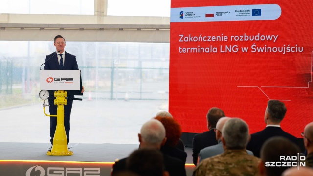 Olgierd Geblewicz. Fot. Robert Stachnik [Radio Szczecin] Największy zbiornik terminala LNG już gotowy [ZDJĘCIA]