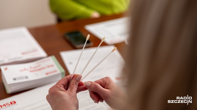 Fot. Robert Stachnik [Radio Szczecin] Pozytywne wieści z akcji DKMS w urzędzie wojewódzkim [WIDEO, ZDJĘCIA]