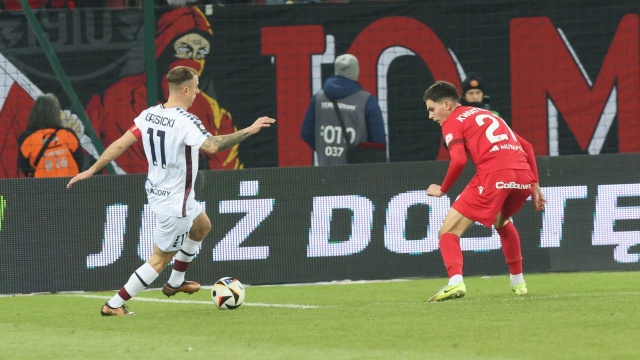 Fot. PAP/Marian Zubrzycki Portowcy zatopili Łódź. Hat trick Koulourisa [SKRÓT MECZU, ZDJĘCIA]