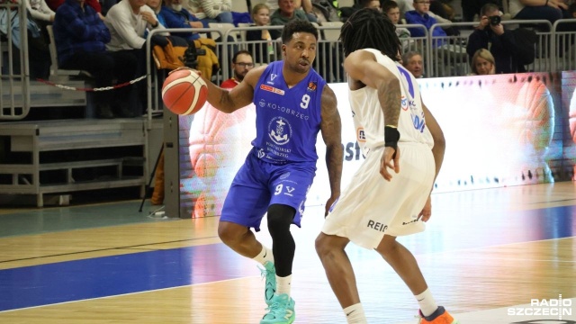 Fot. Przemysław Polanin [Radio Szczecin] Koszykarskie derby dla Koszalina [ZDJĘCIA]