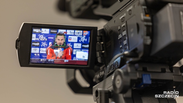 Robert Kolendowicz. Fot. Robert Stachnik [Radio Szczecin] Kolendowicz: "Mam nadzieję, że znowu będziemy mogli świętować z kibicami" [ZDJĘCIA]