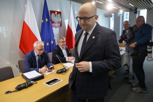 Fot. PAP/Rafał Guz Poseł Dariusz Matecki zrzeka się immunitetu [ZDJĘCIA]
