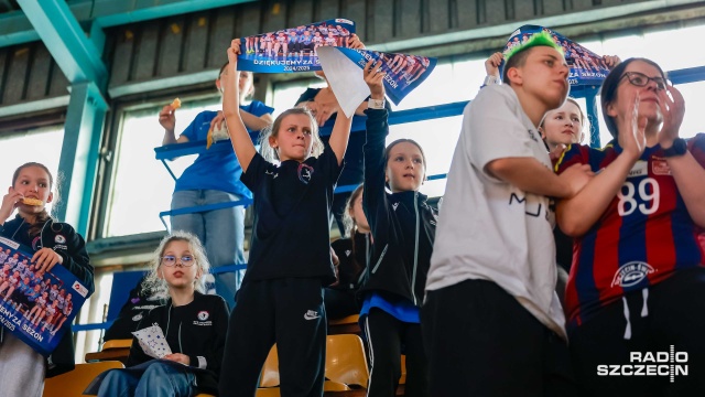 Fot. Robert Stachnik [Radio Szczecin] Piłkarki ręczne SPR Pogoni wygrały z faworytem w LC [ZDJĘCIA, RELACJA]