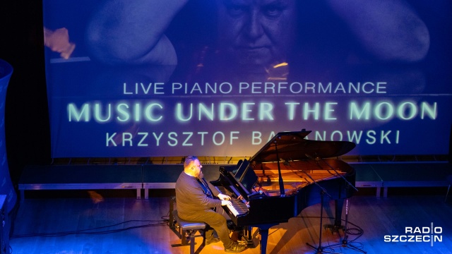 Fot. Robert Stachnik [Radio Szczecin] "Muzyka pod księżycem" Krzysztofa Baranowskiego w Radiu Szczecin [ZDJĘCIA]