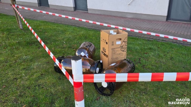 Fot. Rafael Żełobowski [Radio Szczecin] Eksplozja pojemnika po piwie. Poszkodowany został operator śmieciarki [ZDJĘCIA]
