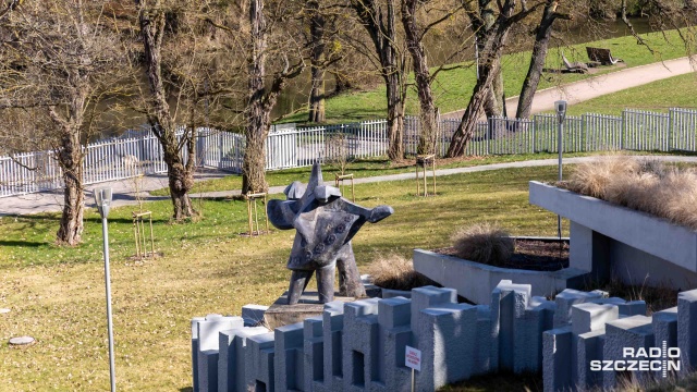 Fot. Robert Stachnik [Radio Szczecin] Teatr Letni zmienił się w niedostępną twierdzę? [WIDEO, ZDJĘCIA]