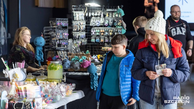 Fot. Robert Stachnik [Radio Szczecin] Wolontariusze podpowiadają, jak pomóc czworonogom [WIDEO, ZDJĘCIA]