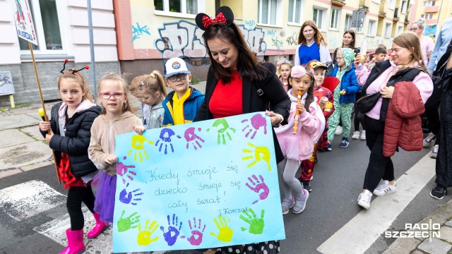 Fot. Robert Stachnik [Radio Szczecin] Dziecięcy Orszak Króla Maciusia na ulicach miasta [WIDEO, ZDJĘCIA]