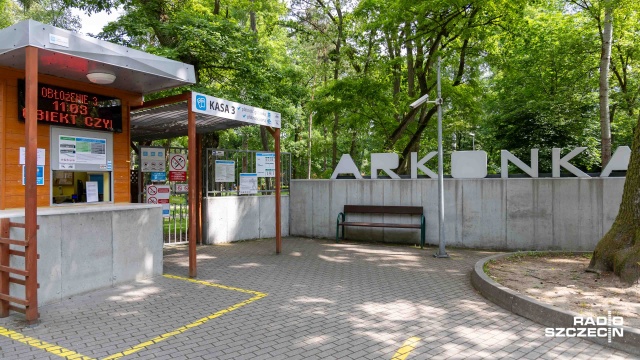 Fot. Robert Stachnik [Radio Szczecin] Arkonka rozpoczyna sezon, na Dąbiu czerwona flaga [WIDEO, ZDJĘCIA]