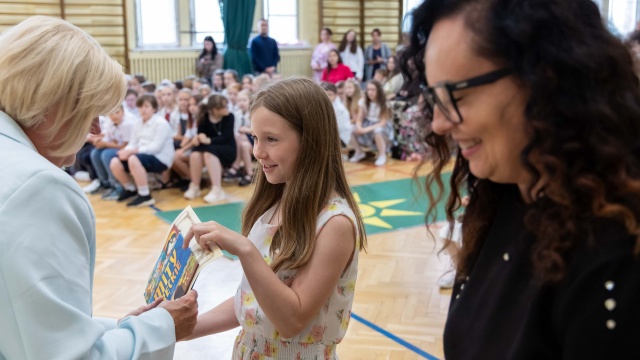 Fot. Robert Stachnik [Radio Szczecin] Żegnaj szkoło, witajcie wakacje! Rok szkolny zakończony [WIDEO, ZDJĘCIA]