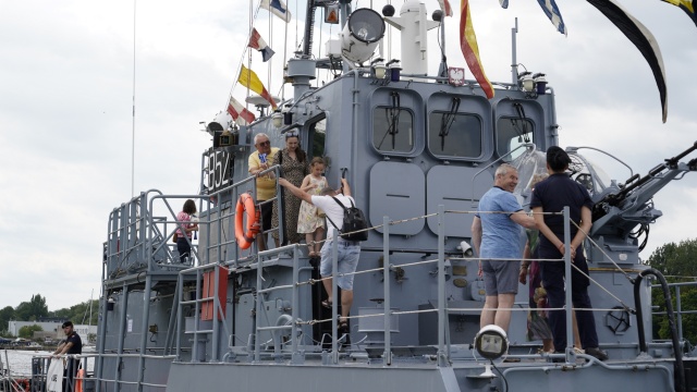 Fot. Maciej Papke [Radio Szczecin] Dni Morza w Świnoujściu. Oblegany port wojenny [WIDEO, ZDJĘCIA]