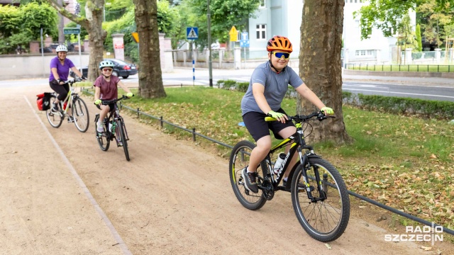 Fot. Robert Stachnik [Radio Szczecin] Szczecinianie pojechali rozwiązywać zagadki na... rowerach [WIDEO, ZDJĘCIA]